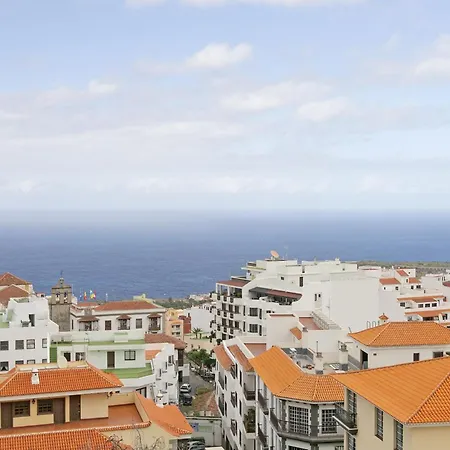 Apartment Rooftop View Escape - 1 Minute To Center And Fast Wi-fi *