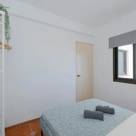 Rooftop View Escape - 1 Minute To Center And Fast Wi-fi شقة
