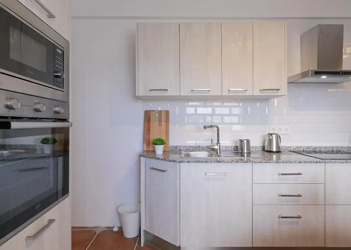 Appartement Rooftop View Escape - 1 Minute To Center And Fast Wi-fi *