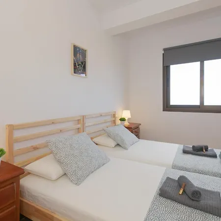 Rooftop View Escape - 1 Minute To Center And Fast Wi-fi * Icod De Los Vinos
